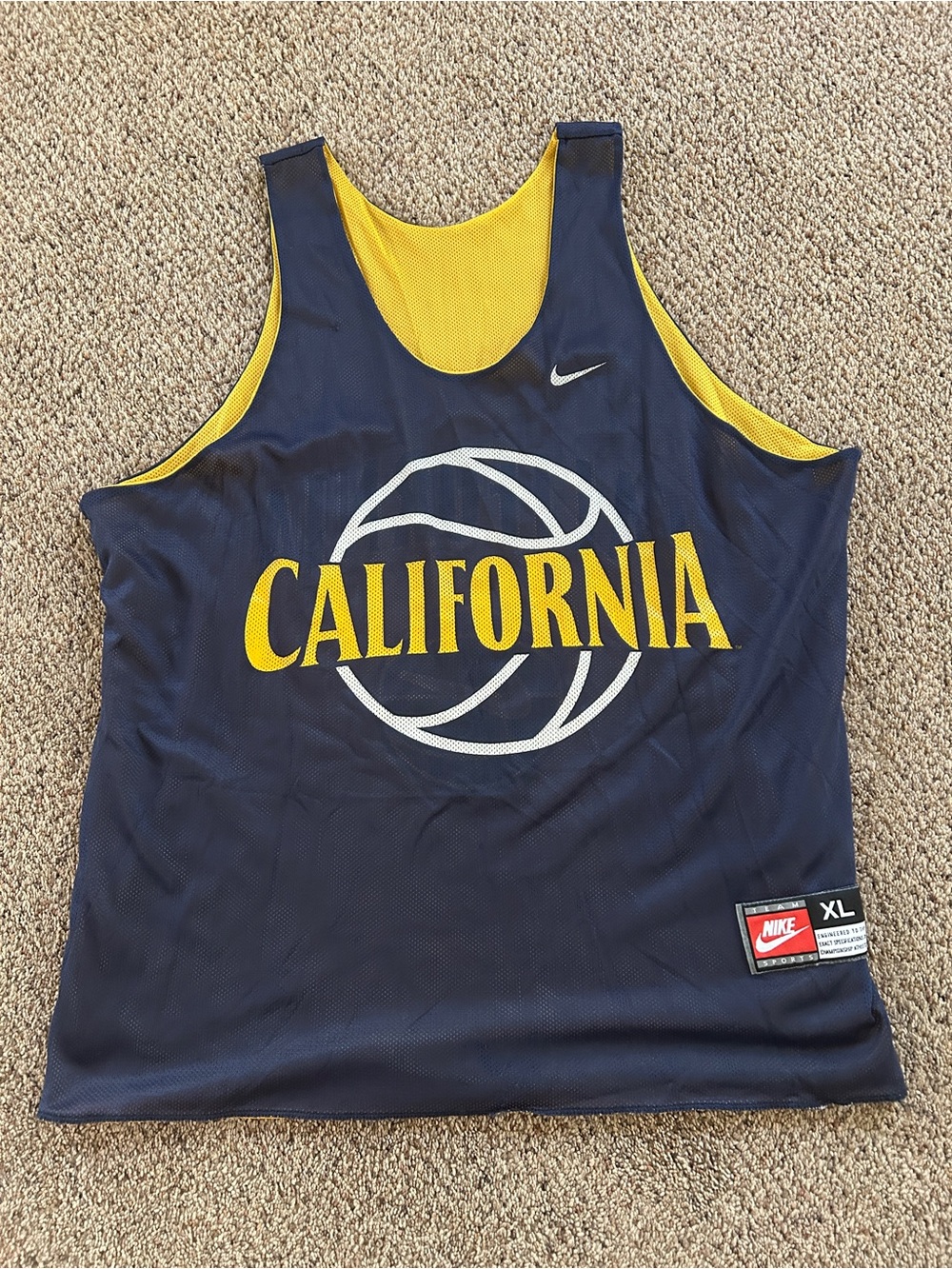 Vintage Nike 90s University of California Berkeley mesh basketball jersey